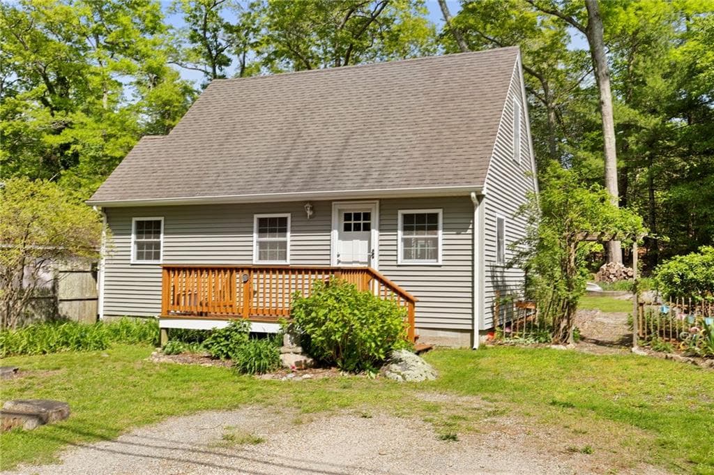 200 East Shore photo 4