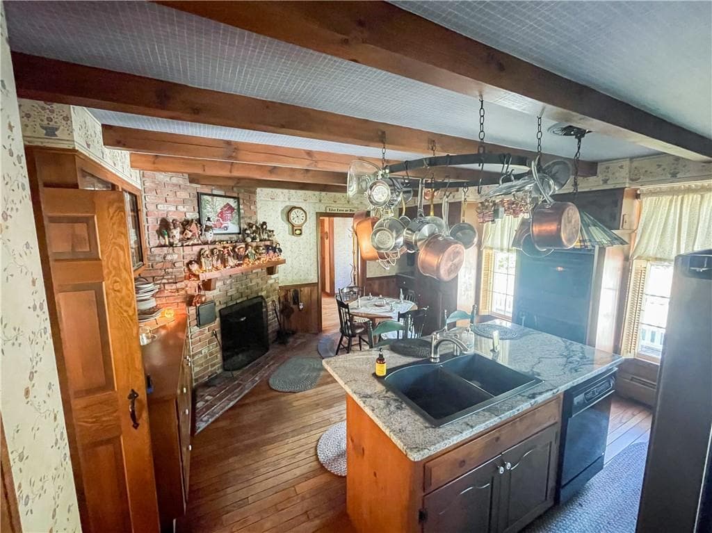 41 Trimtown photo 5