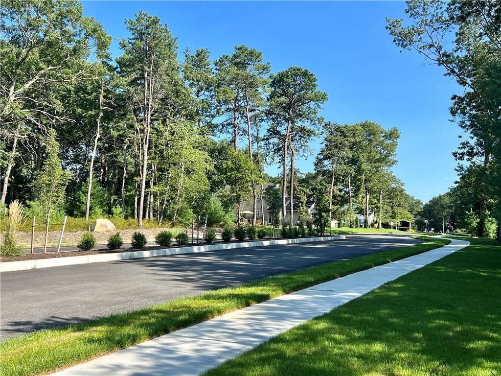 21 Sunset Lake photo 2