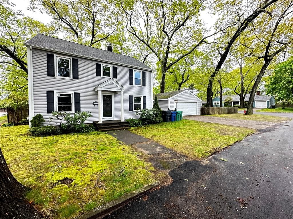 52 Warwick Lake