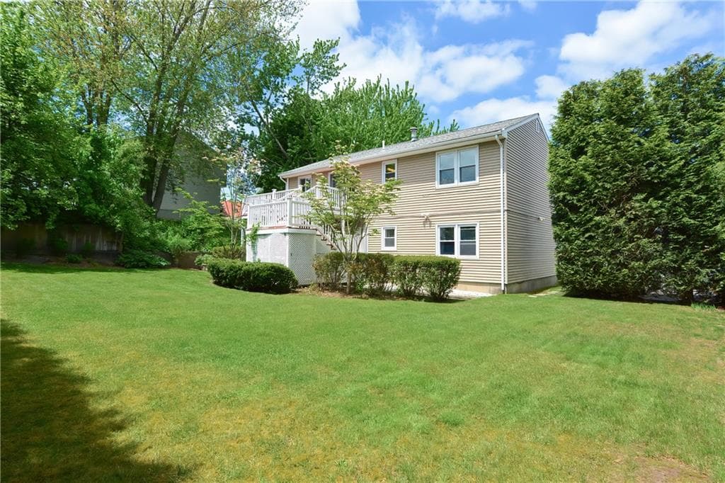 1470 Cranston photo 3