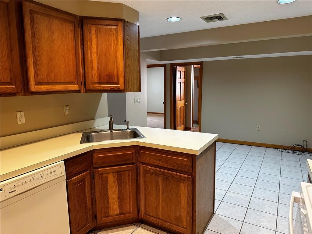 95 Park Place #202 photo 5
