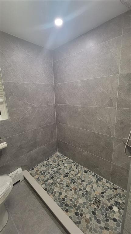 33 Bancroft photo 5