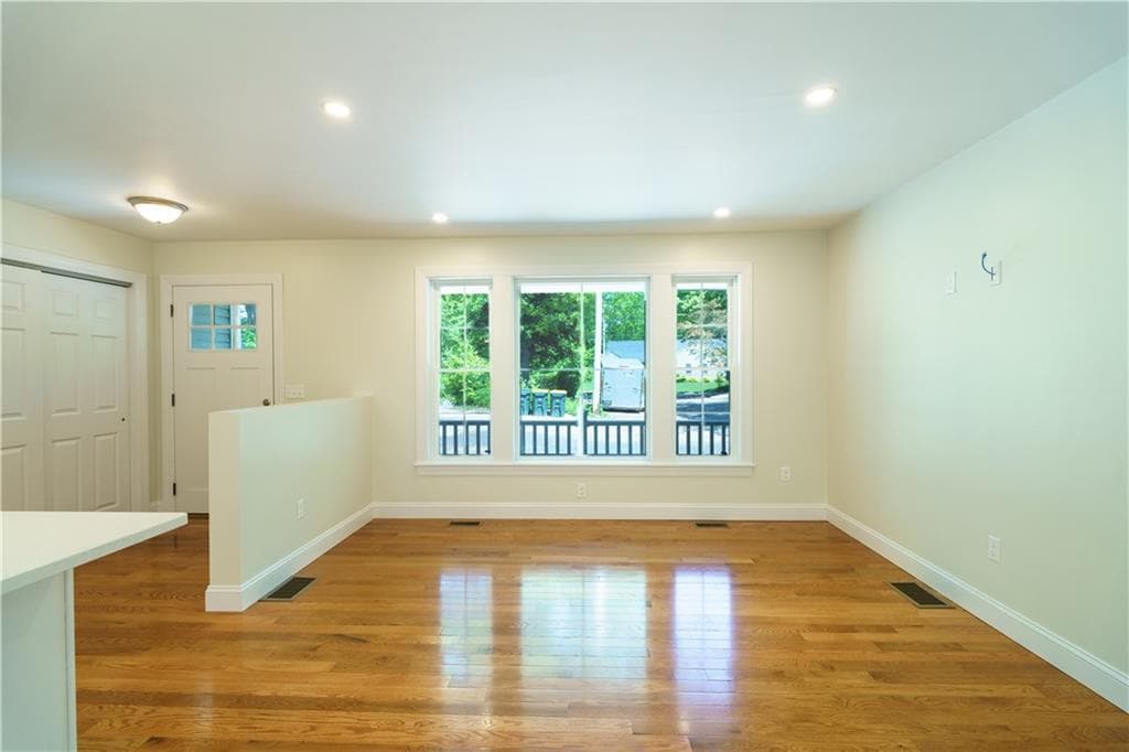39 Woodland photo 2