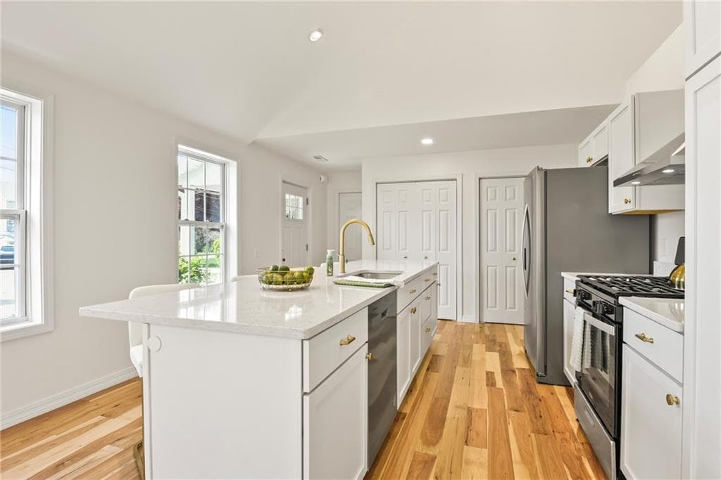 526 Shore Acres photo 5