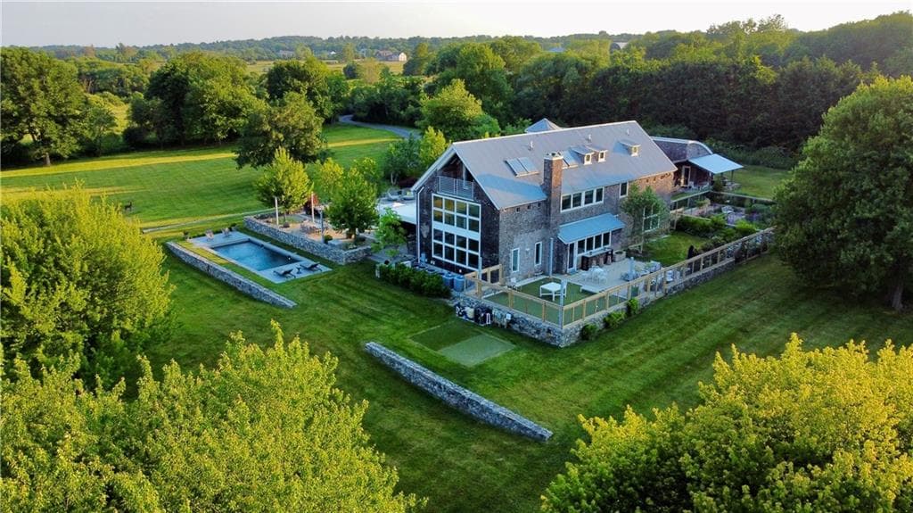 230 Briarwood