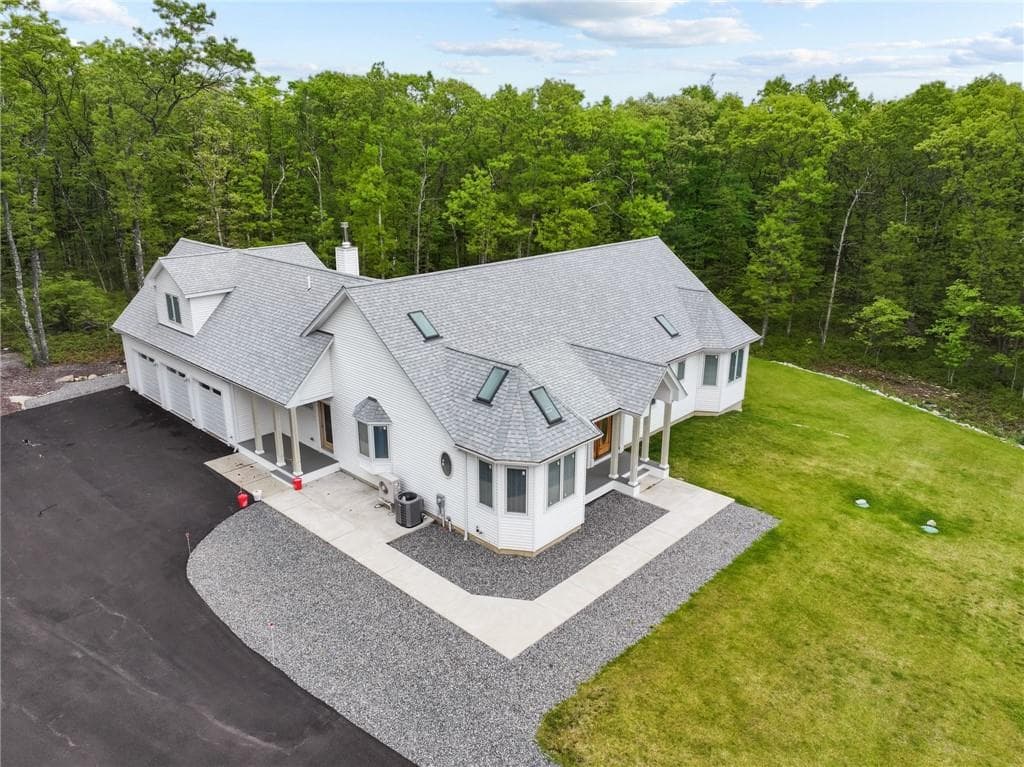 22 West Farm