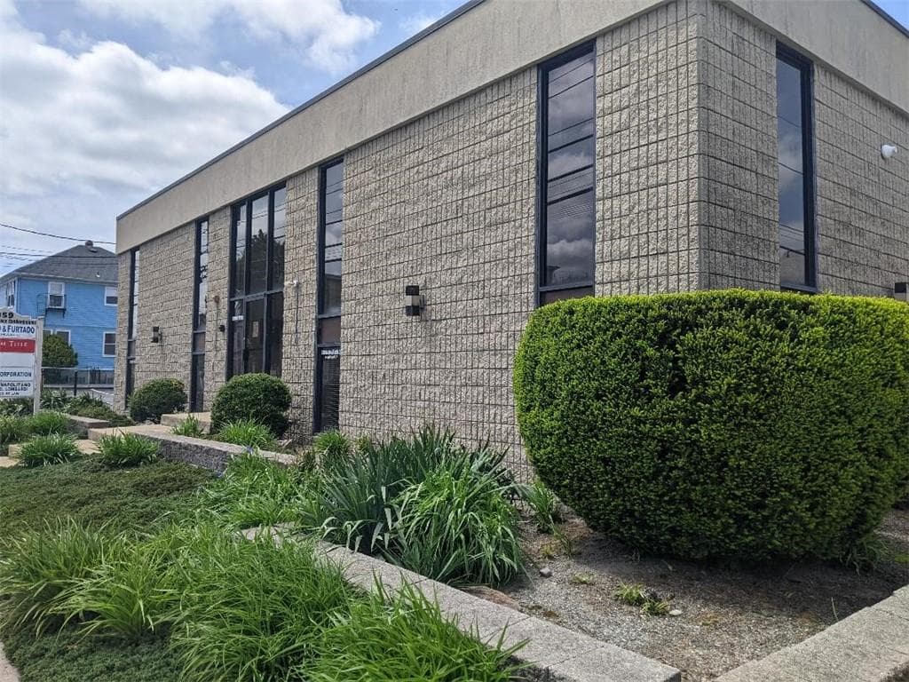 959 Mineral Spring #1