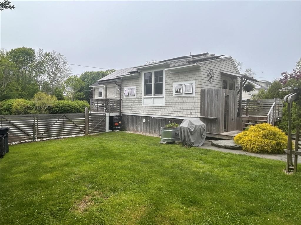 151 Ellery photo 3