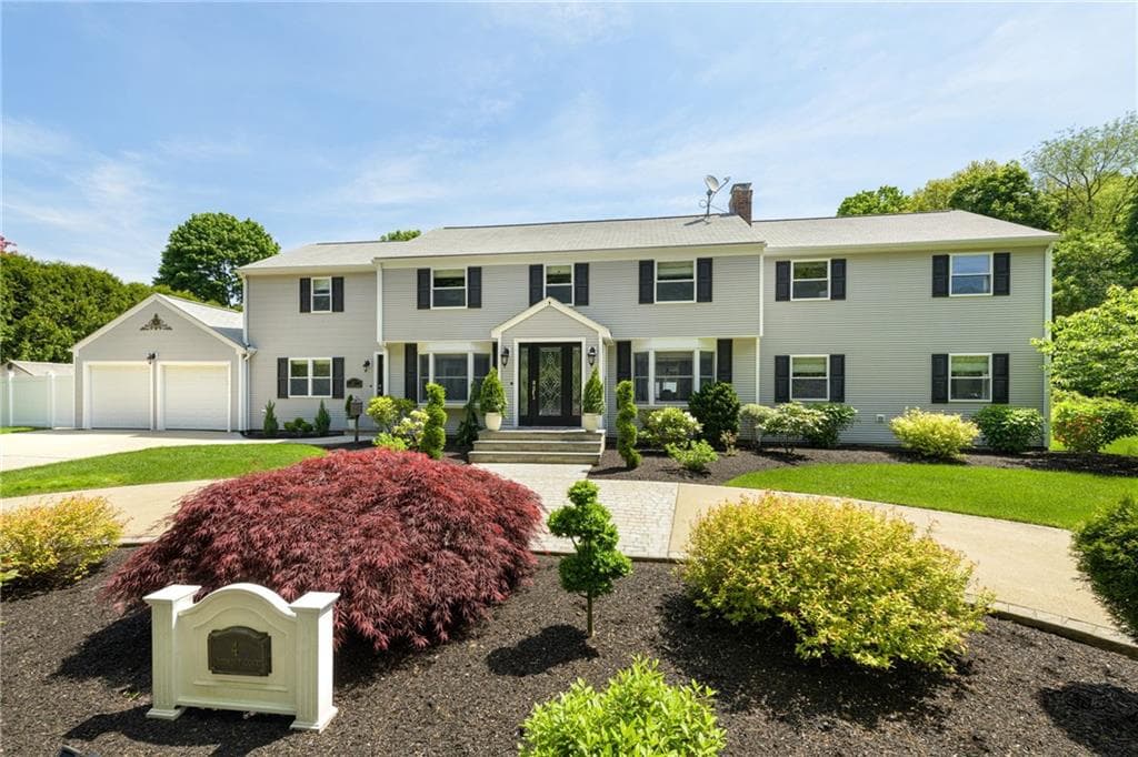 4 Woodmont