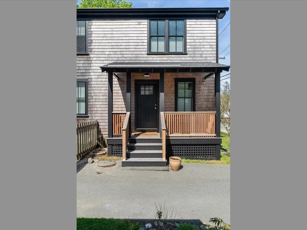 43 Merton photo 2