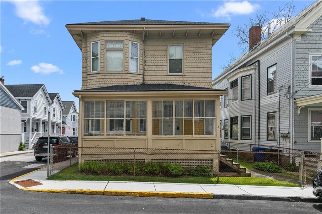8 Poplar