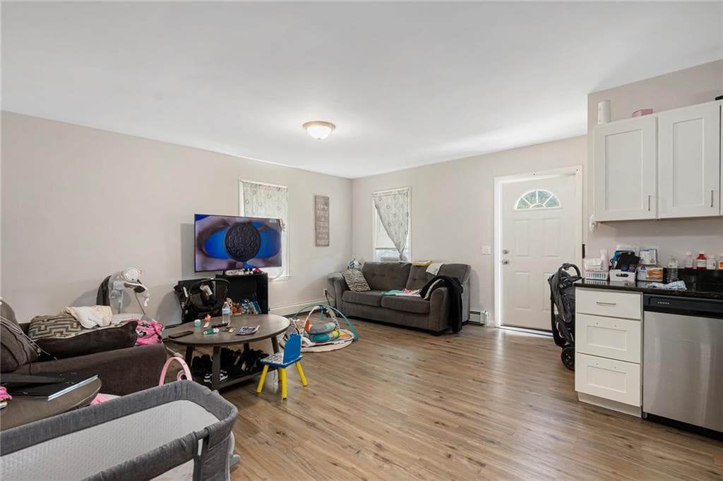 509 Washington photo 4