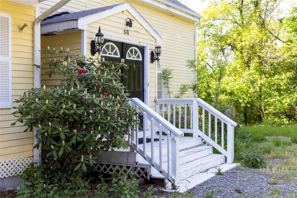 56 Pleasant View photo 3