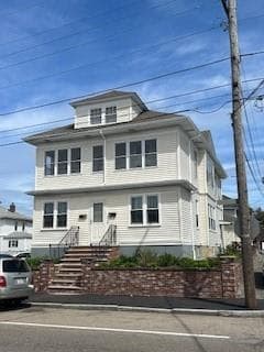 518 Warren