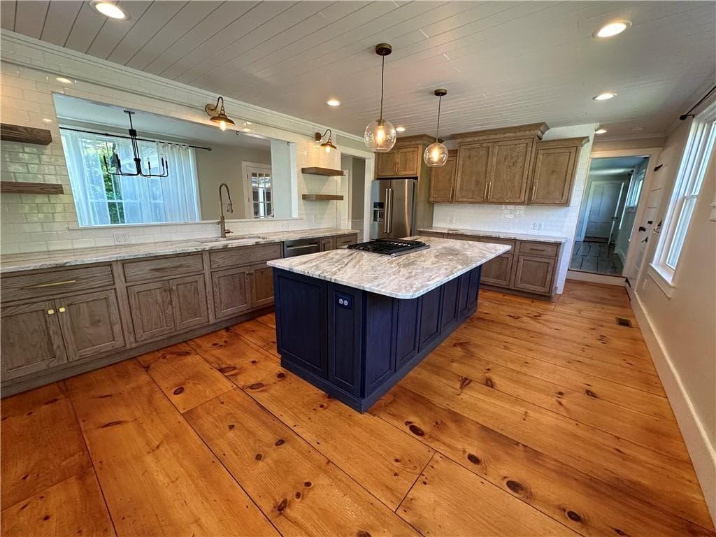 103 Plain Woods photo 4