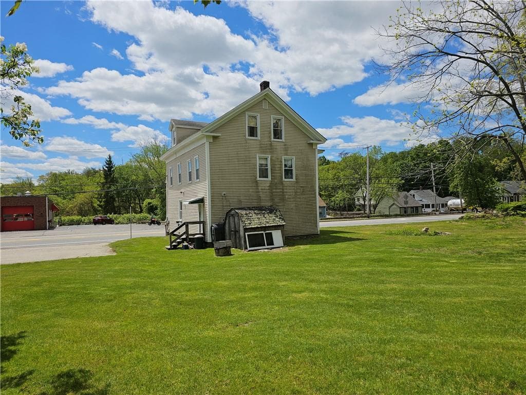 199 Putnam photo 5