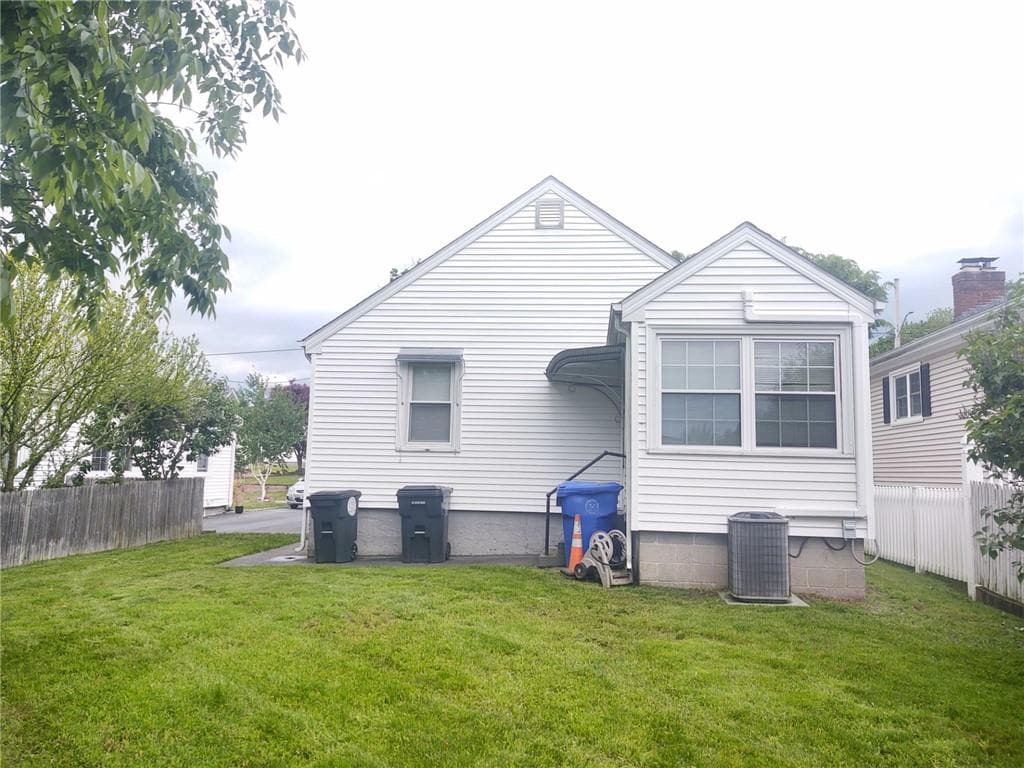 209 GRASSMERE photo 5