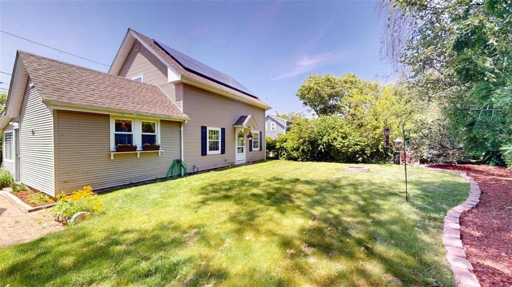 195 Bullocks Point Avenue photo 4