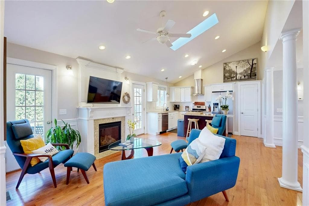945 Bullocks Point photo 5