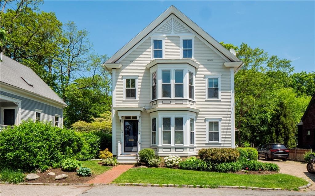7 Howe #2 photo 2