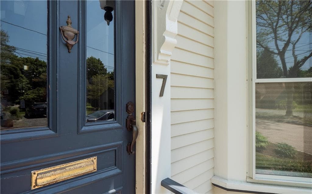 7 Howe #2 photo 5