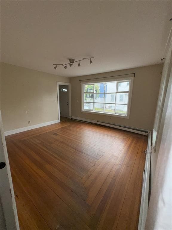 7 Ticknor photo 4