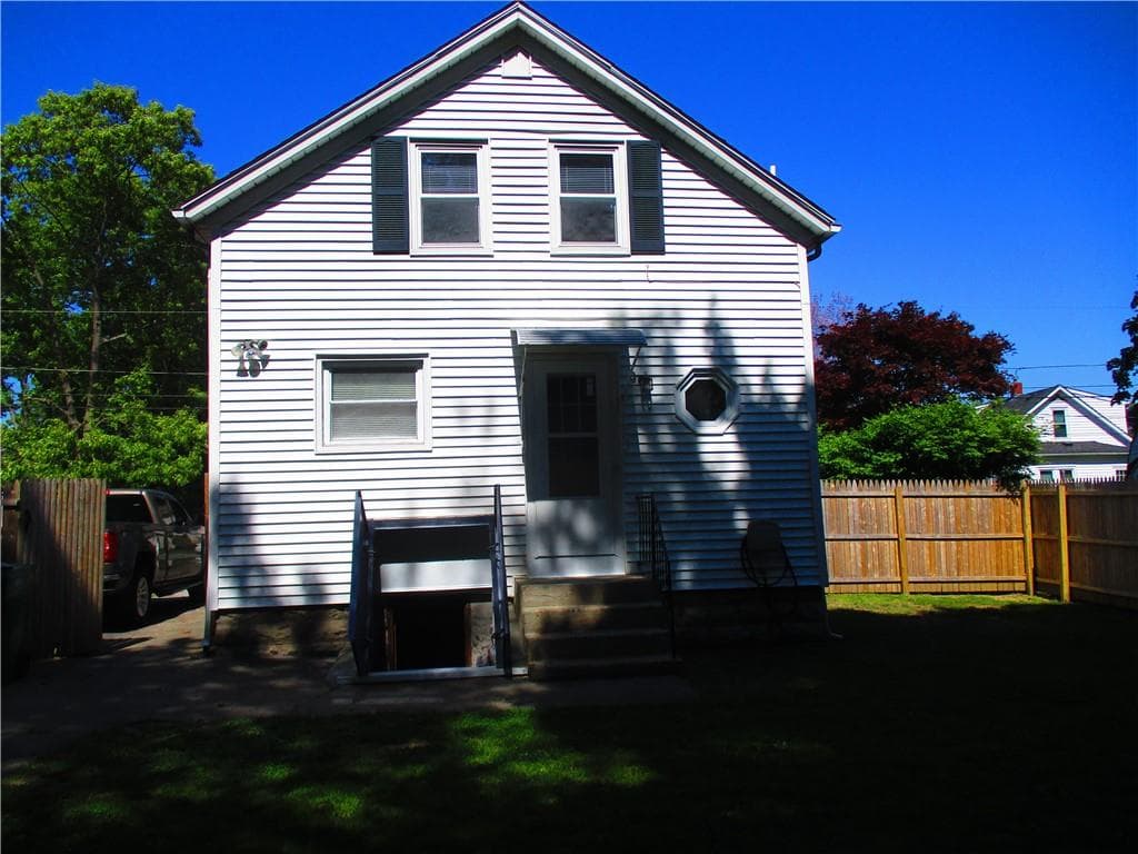91 Milton photo 2