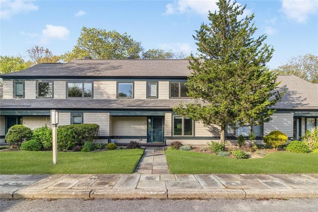 8 Meadowbrook #82