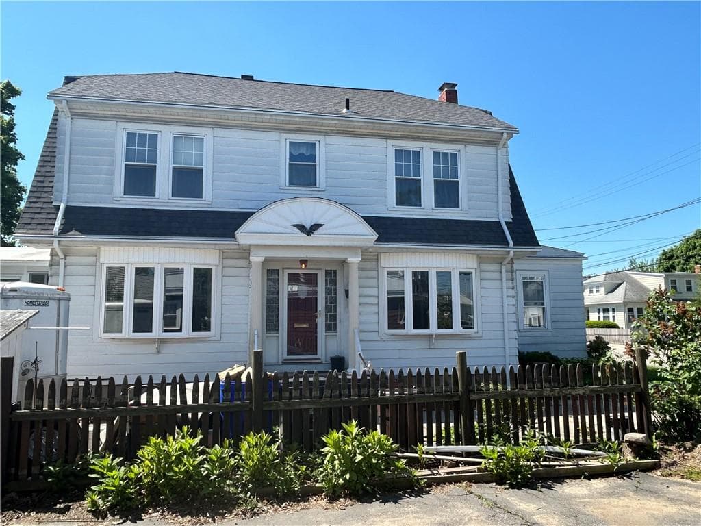 12 Bloomfield