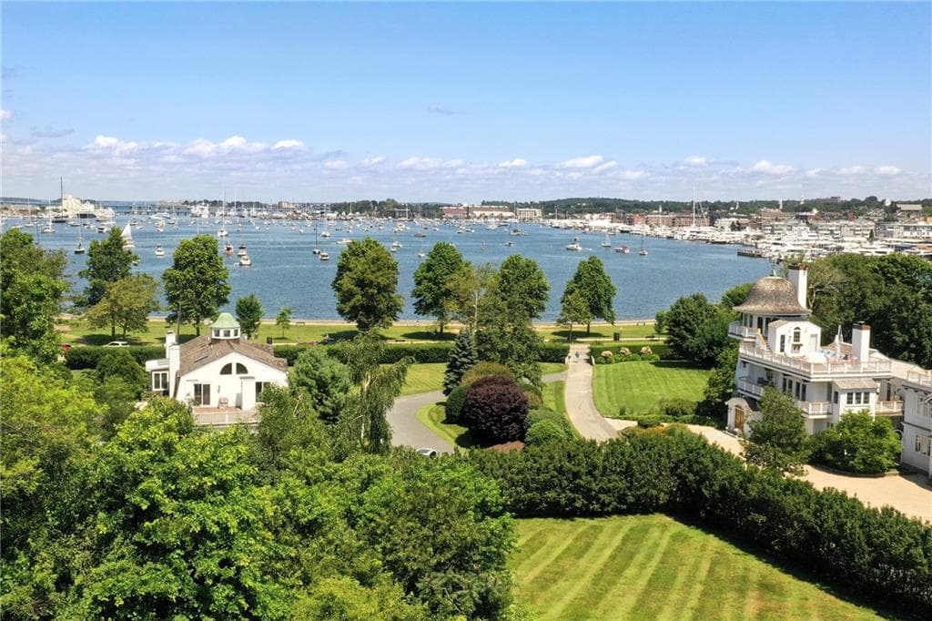 3 Harbor View photo 3