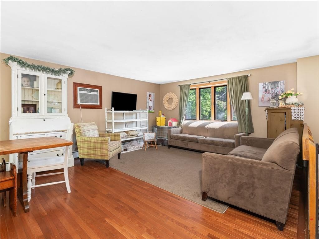 35 Black Walnut photo 2