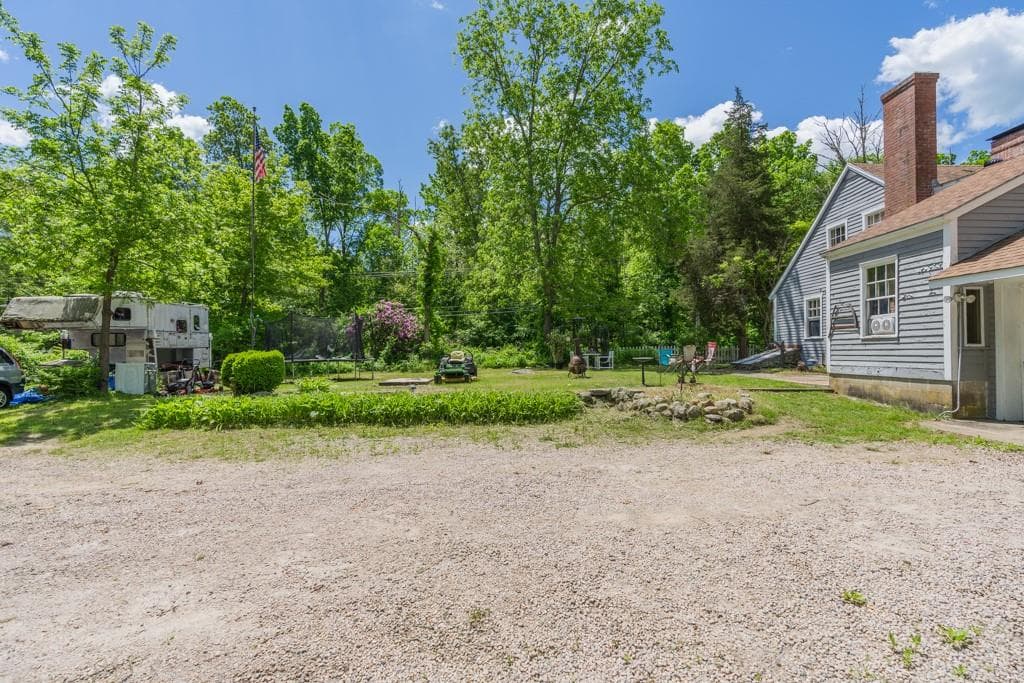 260 Spring photo 5