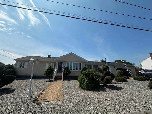 156 Hazelton