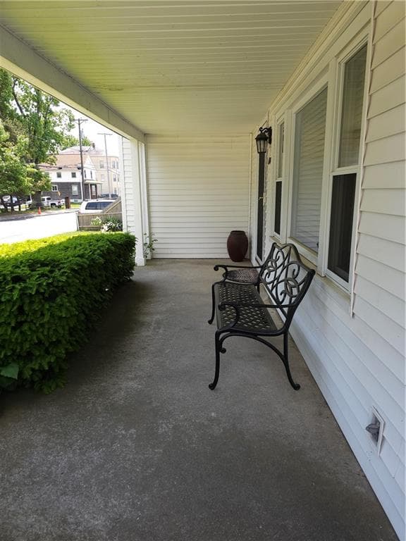 176 Columbia photo 2