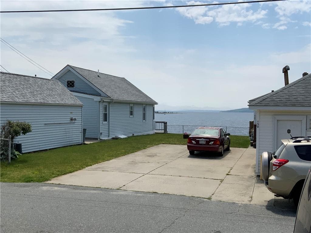 149 Bluff Avenue photo 4