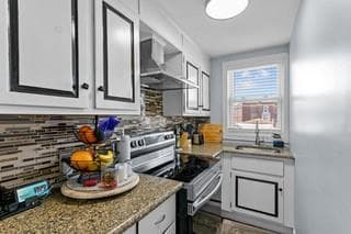 219 Bucklin photo 2