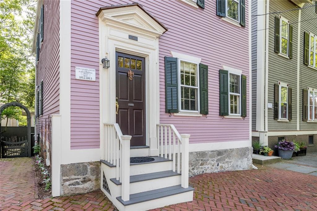 51 Thayer photo 3