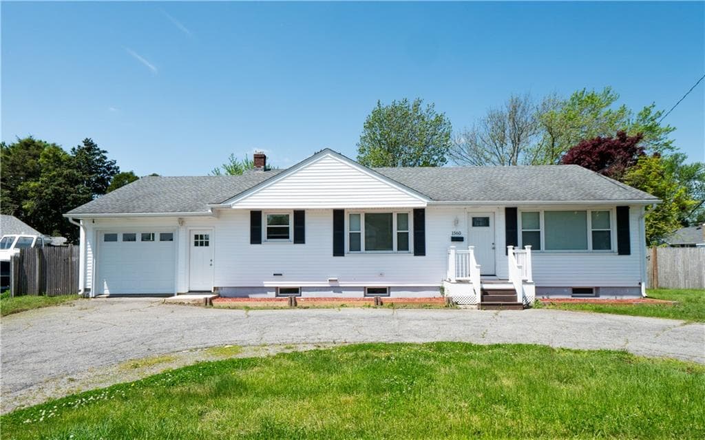 1560 West Main
