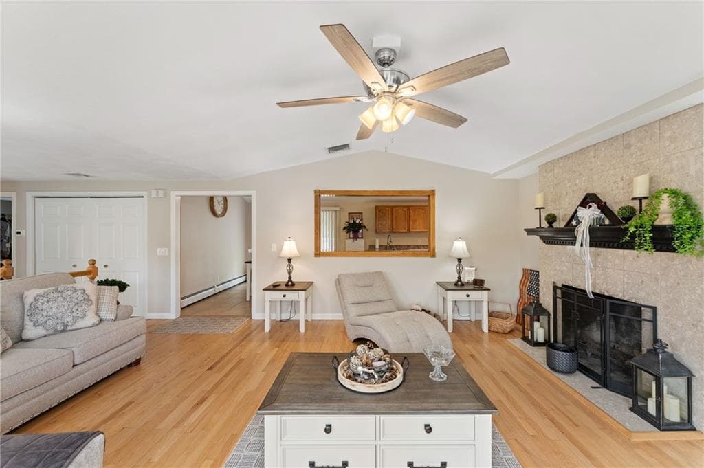270 Hopkins Hill photo 5