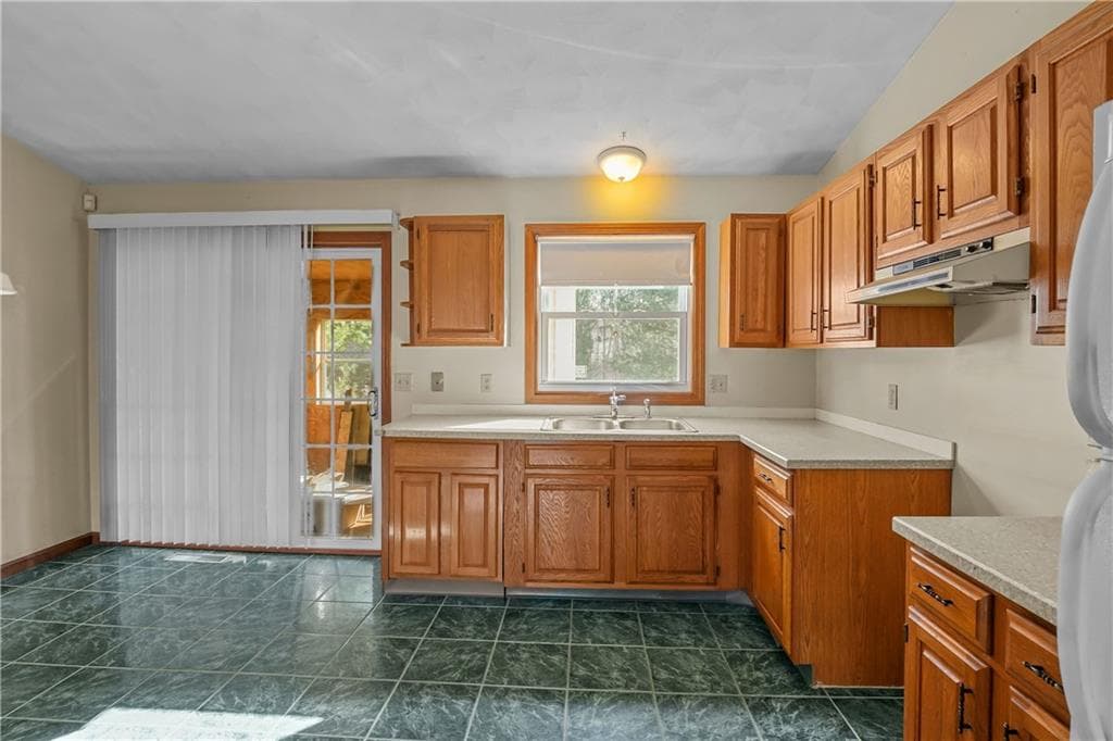 65 North Pleasant photo 5