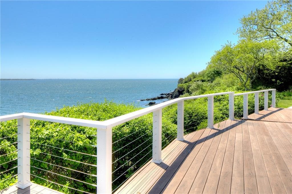 699 Black Point photo 3