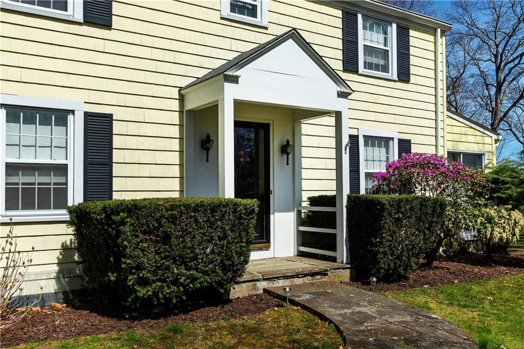 263 Crestwood photo 5