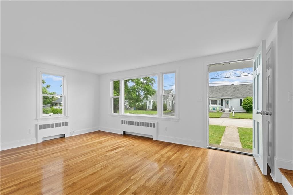 51 Midland photo 5
