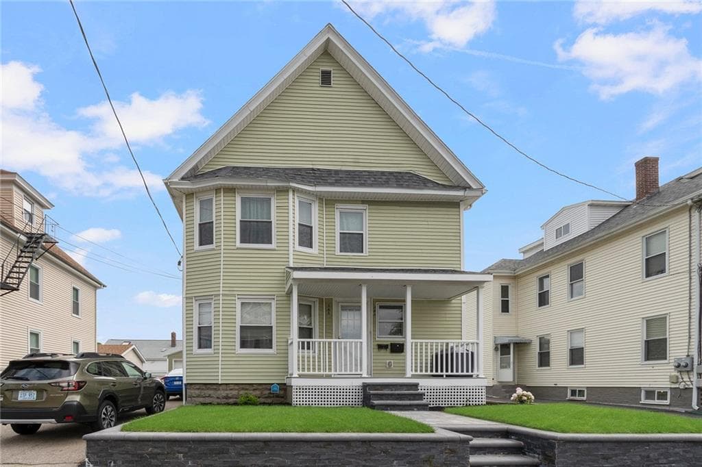 183 Grand