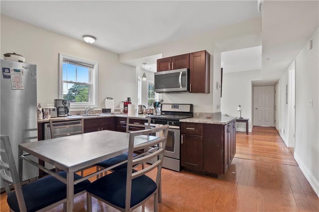 71 Olney photo 5