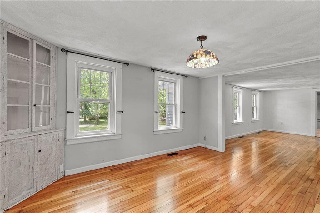 907 Putnam photo 5