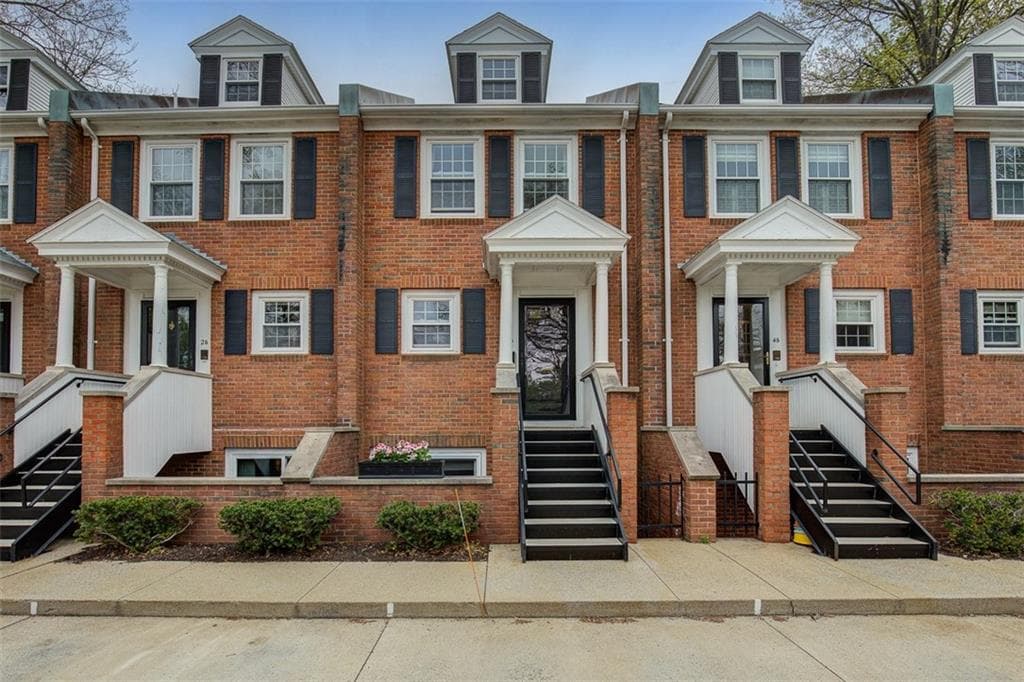 546 Angell #B3