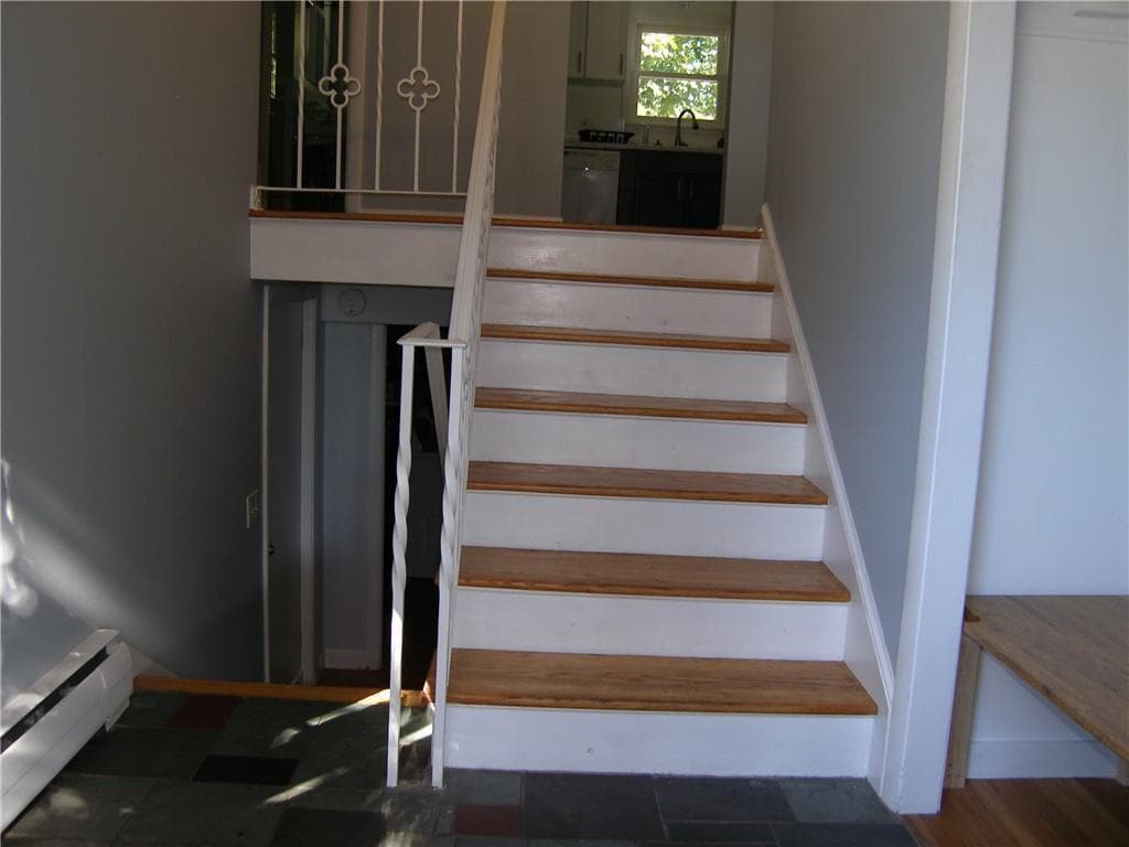 4 Smithfield Drive photo 3