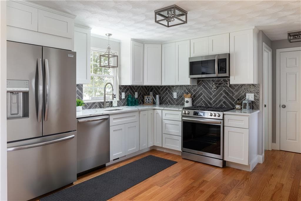 33 Tremont photo 2